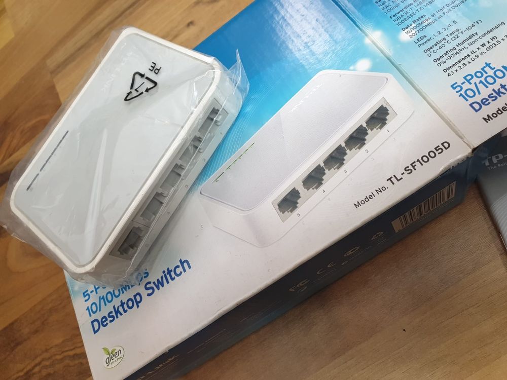 Switch 5 porturi Tp-Link 10/100mbps