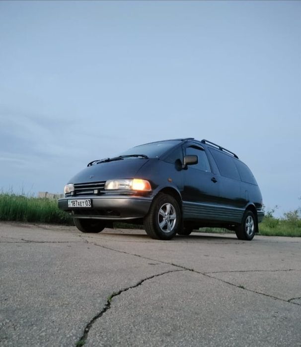 Породам Тойота Превия 1