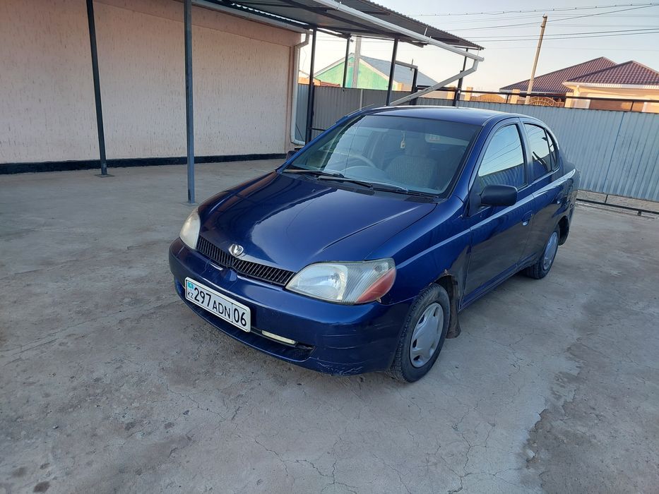 Toyota Platz автоколиги сатылады