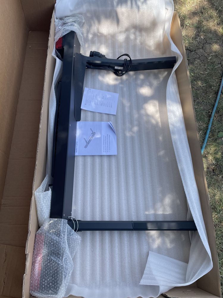 Suport biciclete BackRack 3306640 cu bara de lumina -100kgNou in cutie
