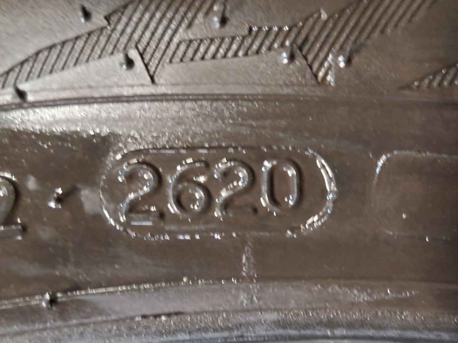 185/60/15 Nokian WR Snowproof