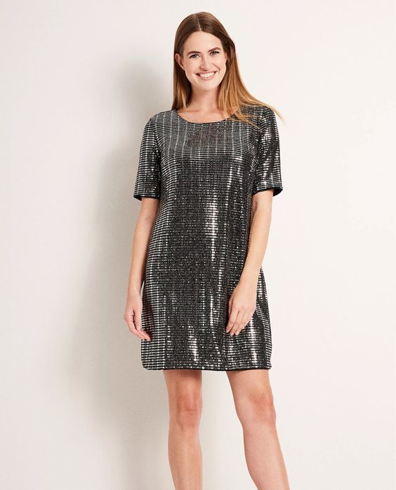 Парти рокля с пайети 44 като нова