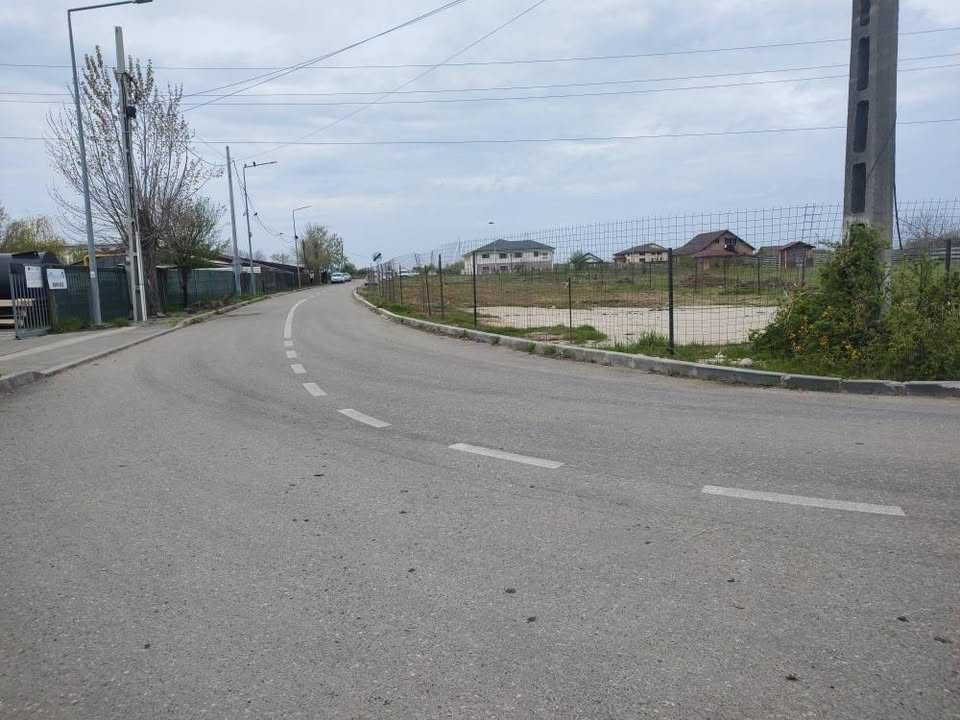 Proprietar Vand Teren Carcea