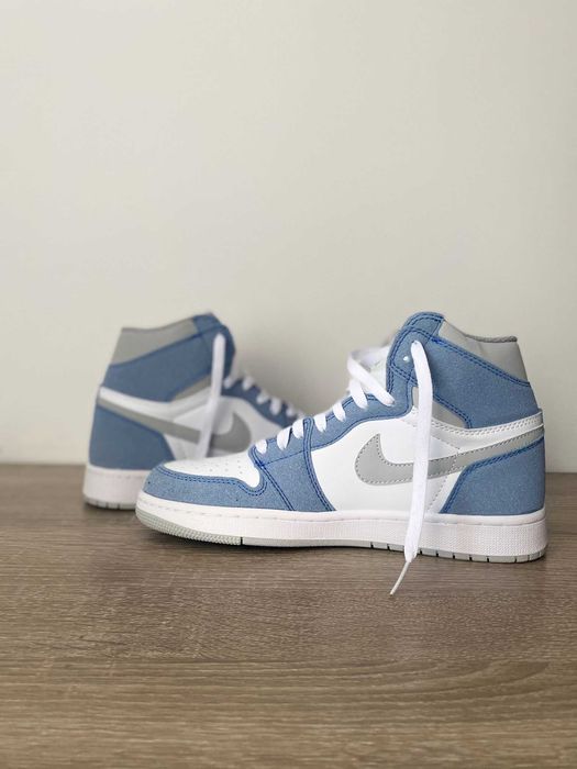 Air Jordan 1 Hyper Royale Toate marimile