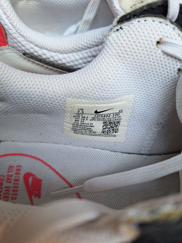 Nike Air Max 38.5