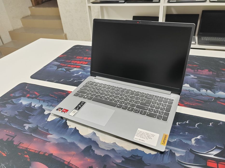 Ноутбук Lenovo Ryzen 3 3250U/ 8Гб/ ССД 256/ Vega 3
