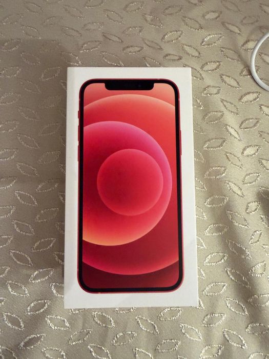 Vand iphone 12 RED