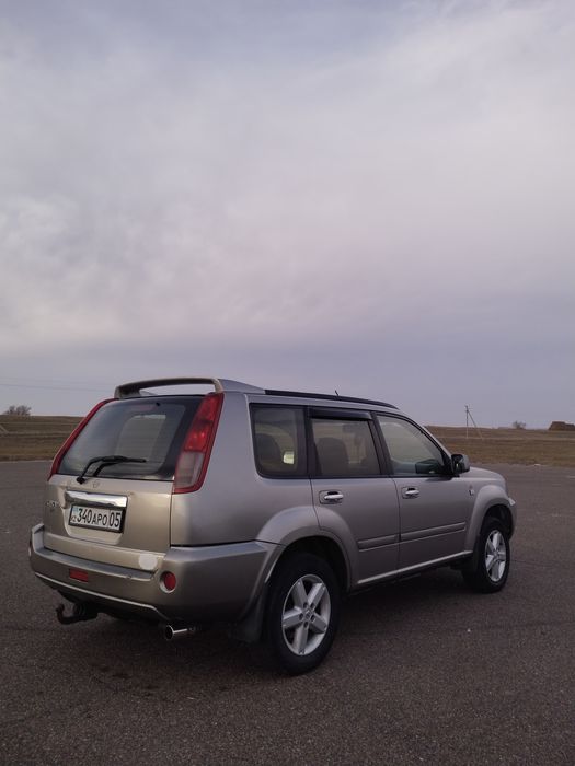 Ниссан х трейл продам