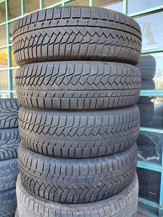 Продавам 4 зимни гуми 215/65/17 Continental