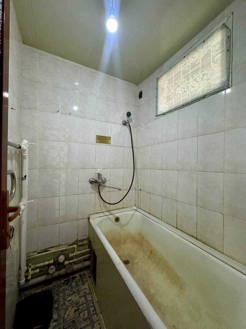 Buxoro da 3 xonali 85m2 4-qavat sotiladi