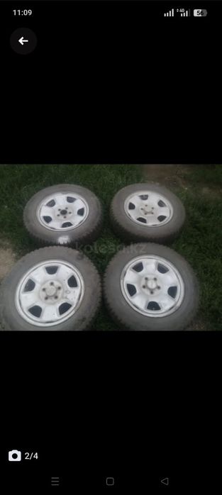 Зимние колёса на дисках.