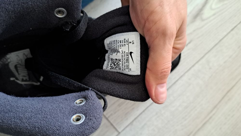 Маратонки Nike air