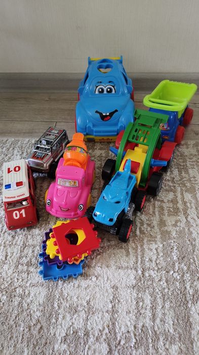 Отдам детские игрушки