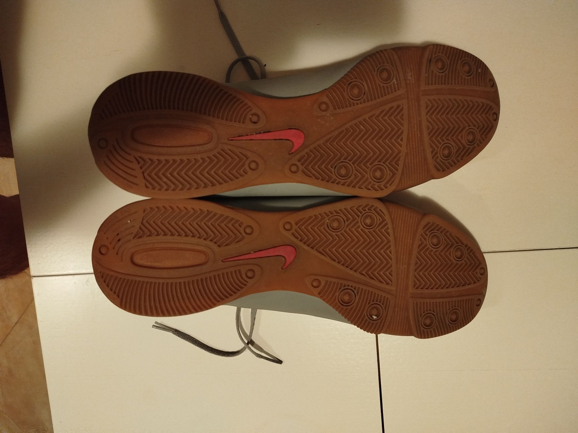 Nike mercurial мъжки обувки като нови