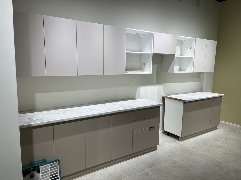 Кухня 4 метра (отличное состояние)