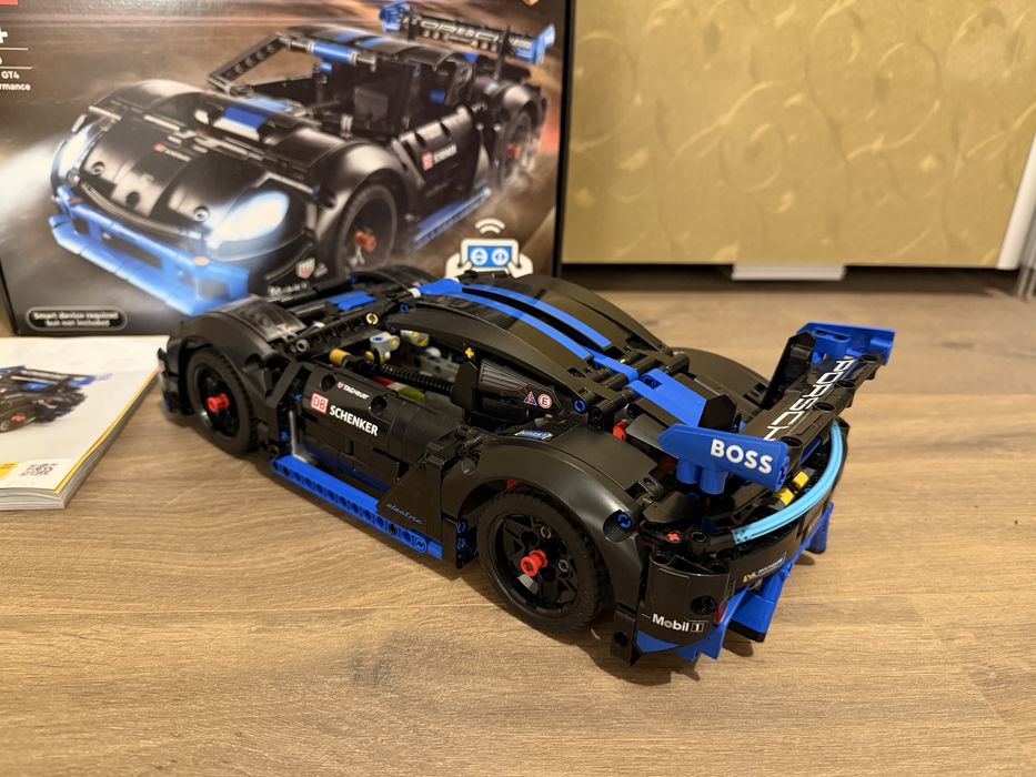 Lego 42176 Porsche GT4 Control