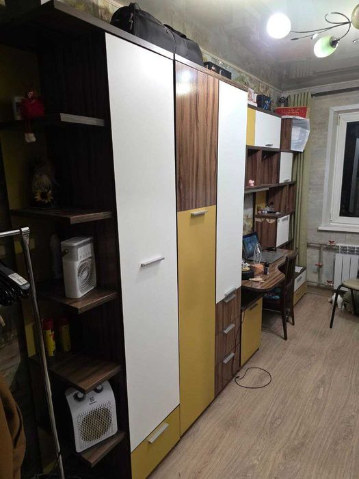 Спальный детский гарнитур