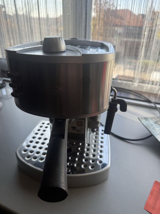 Delonghi кафемашина