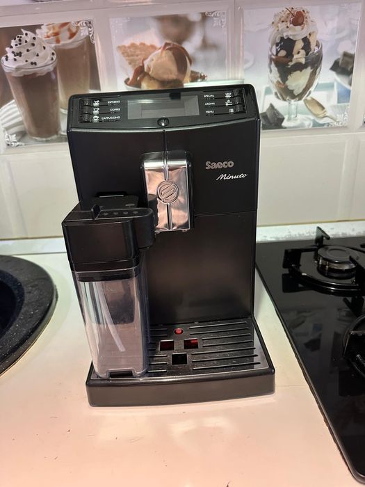 Vand aparat cafea Saeco Minuto
