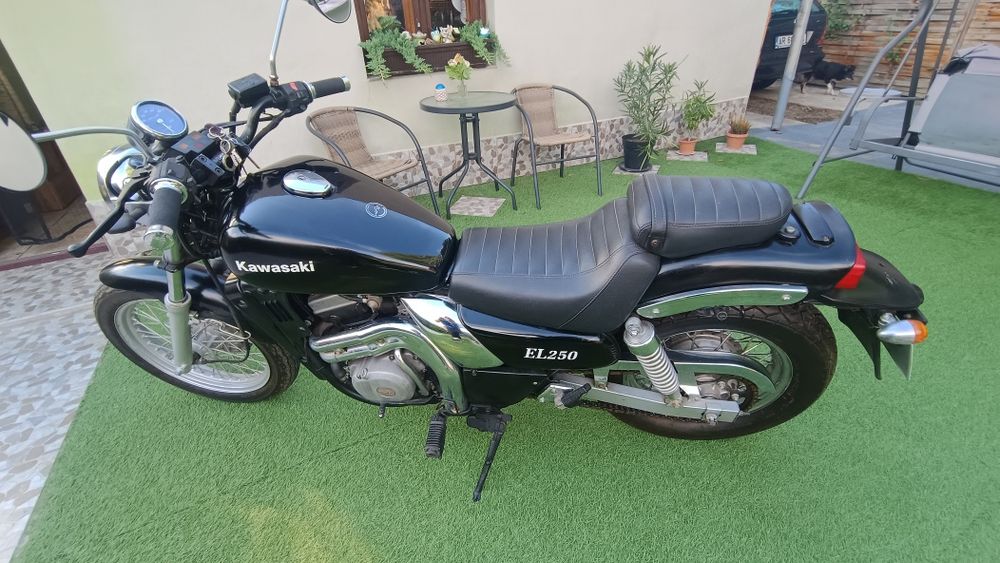 vând Kawasaki eliminator 250