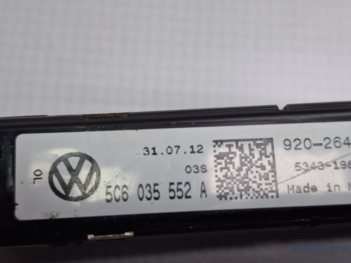Amplificator antena VOLKSWAGEN JETTA IV 162, 163, AV3, AV2 2009 - > TDI CAYC 5C6035552A