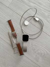 Apple Watch 5 44 mm + зарядка и ремешки