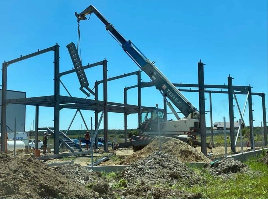 • Construim Hale Metalice pe comanda