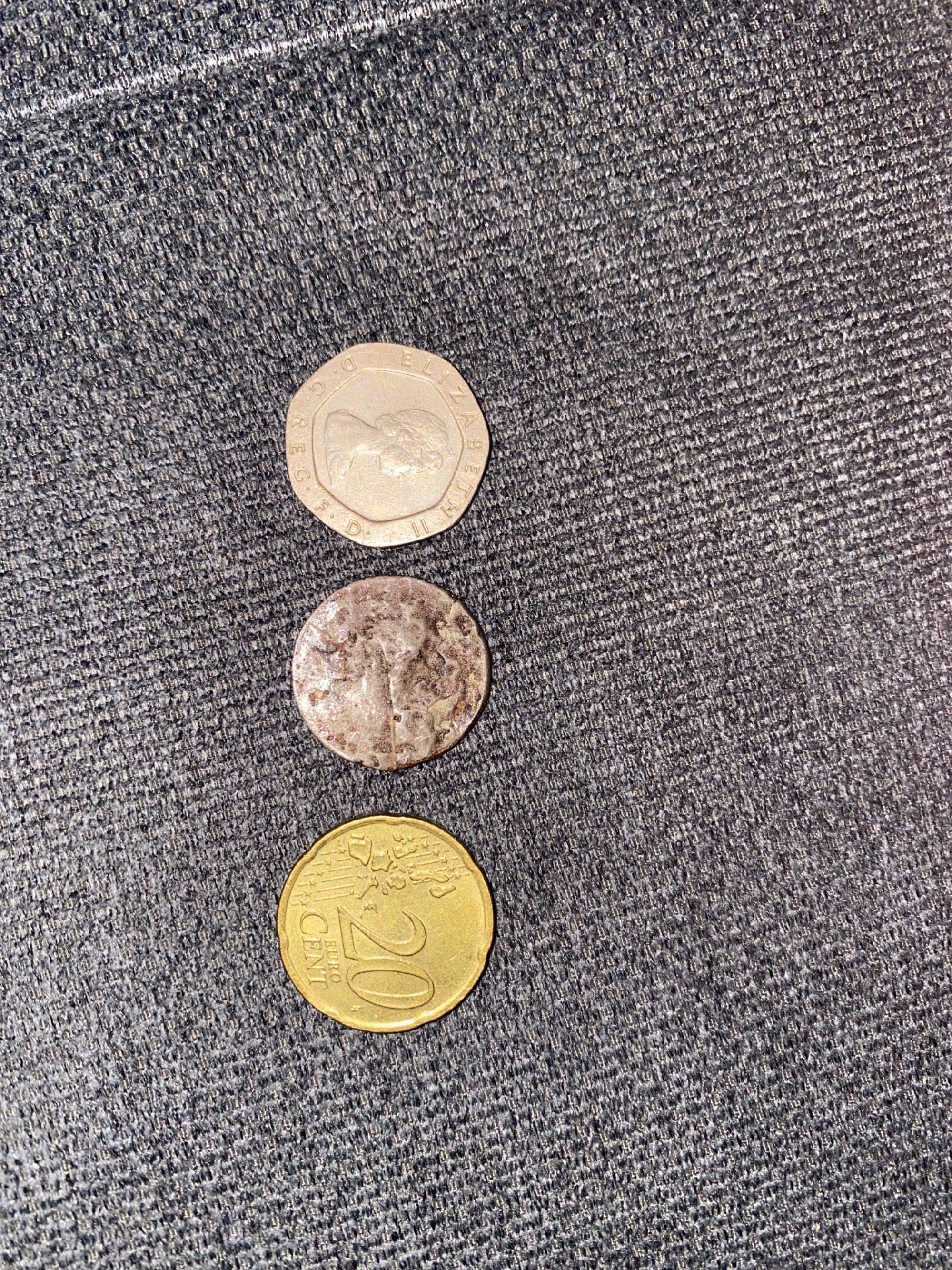 Стари редки монети elizabeth 1982 20euro cent 2002