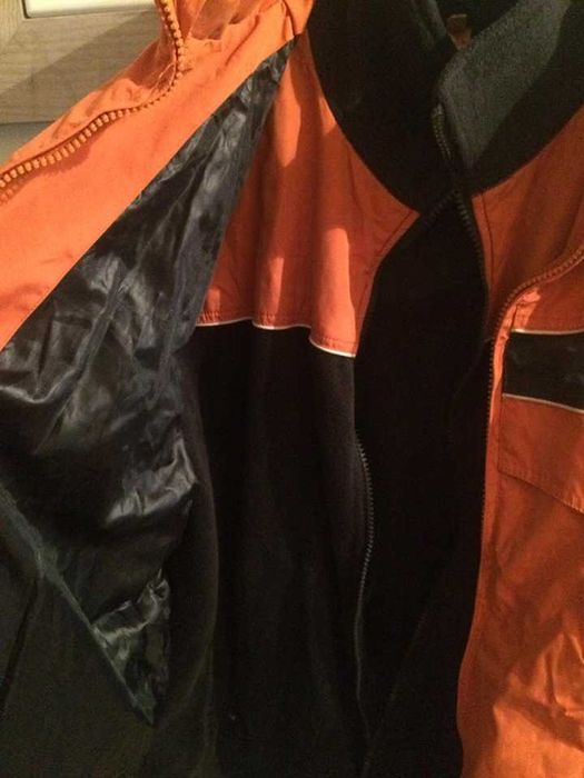 Ново спортно яке,ветроустойчиво, M