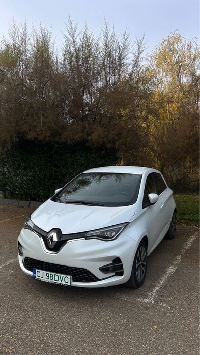 Inchiriez renault zoe ridesharing food delyveri