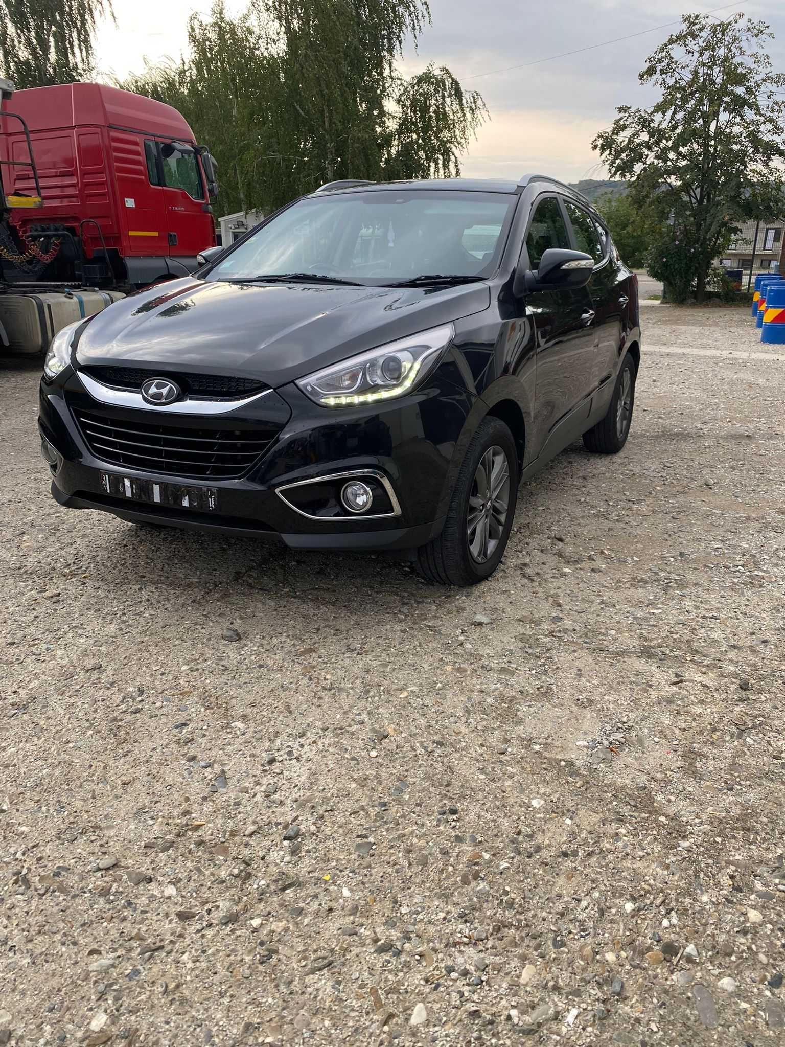 Dezmembrez hyundai ix35 2014 motor 1.7 cdti