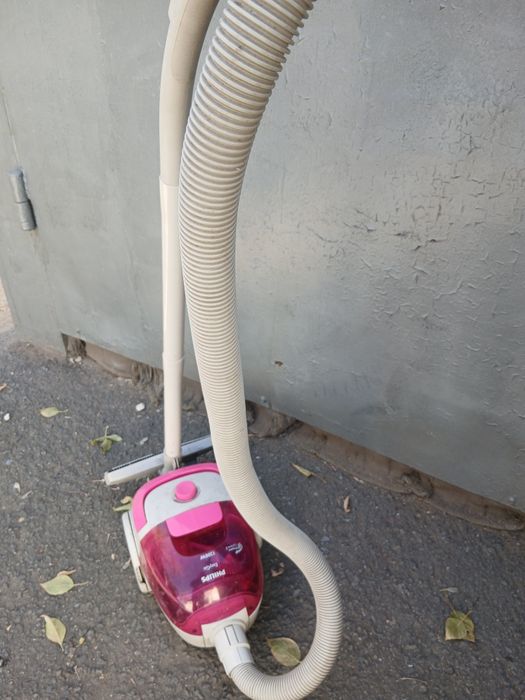 Пылесос Philips  бу