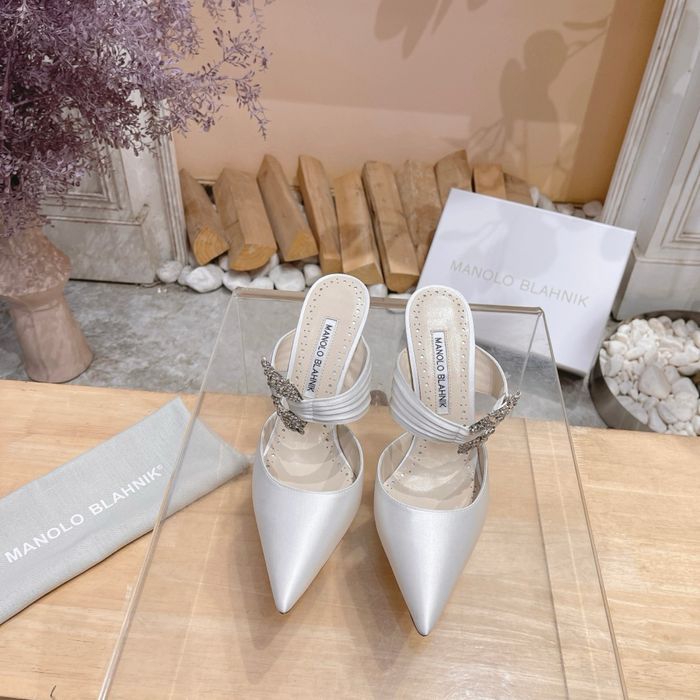 Pantofi Manolo Blahnik