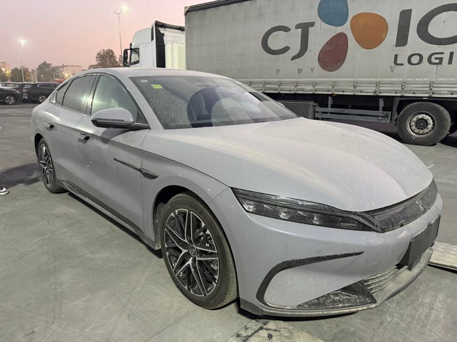 BYD Han 2025 года 701km smart