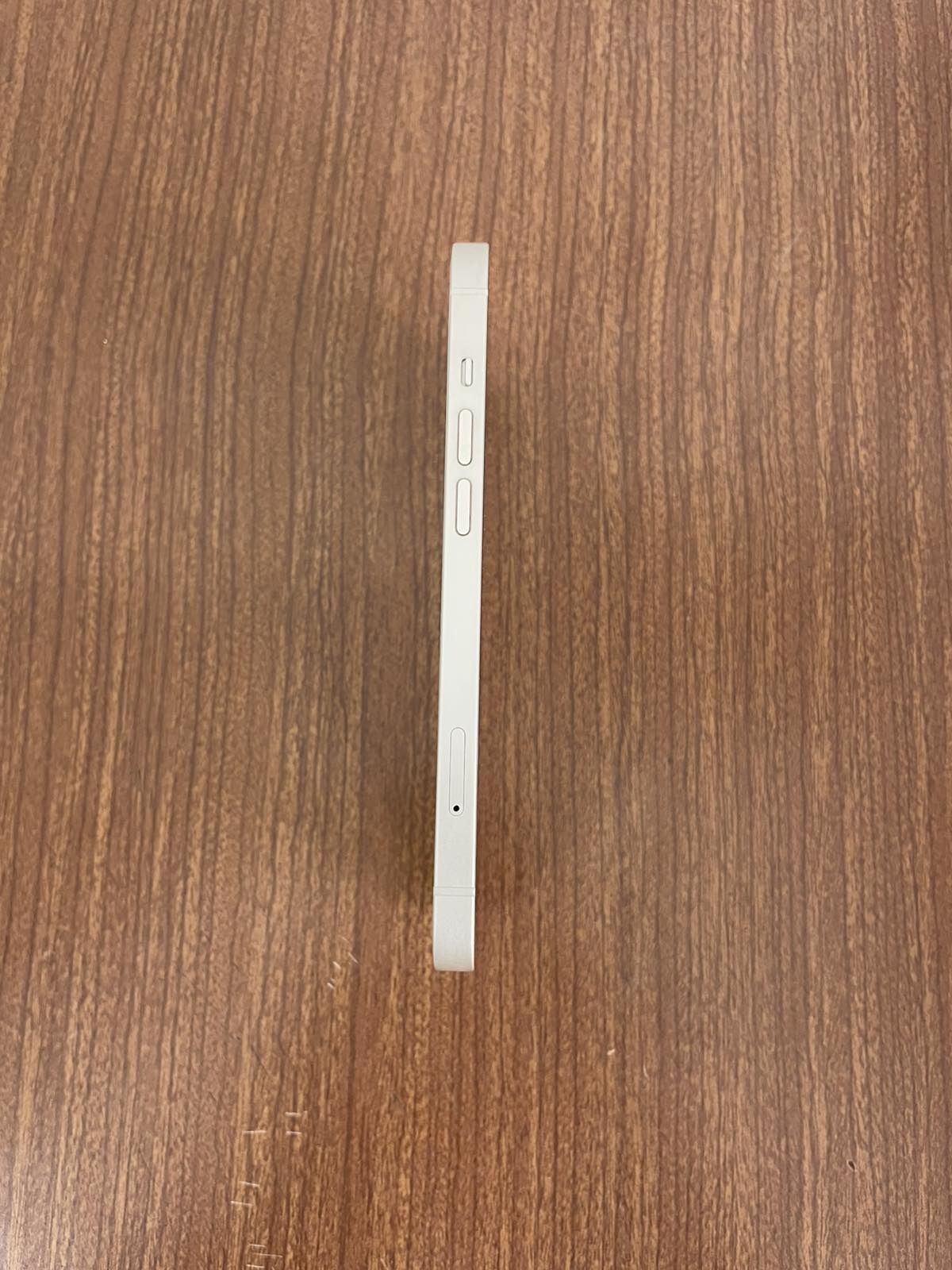 Iphone 13 White - 100 %battery health