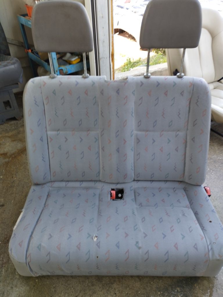 Двойна седалка за VW  LT