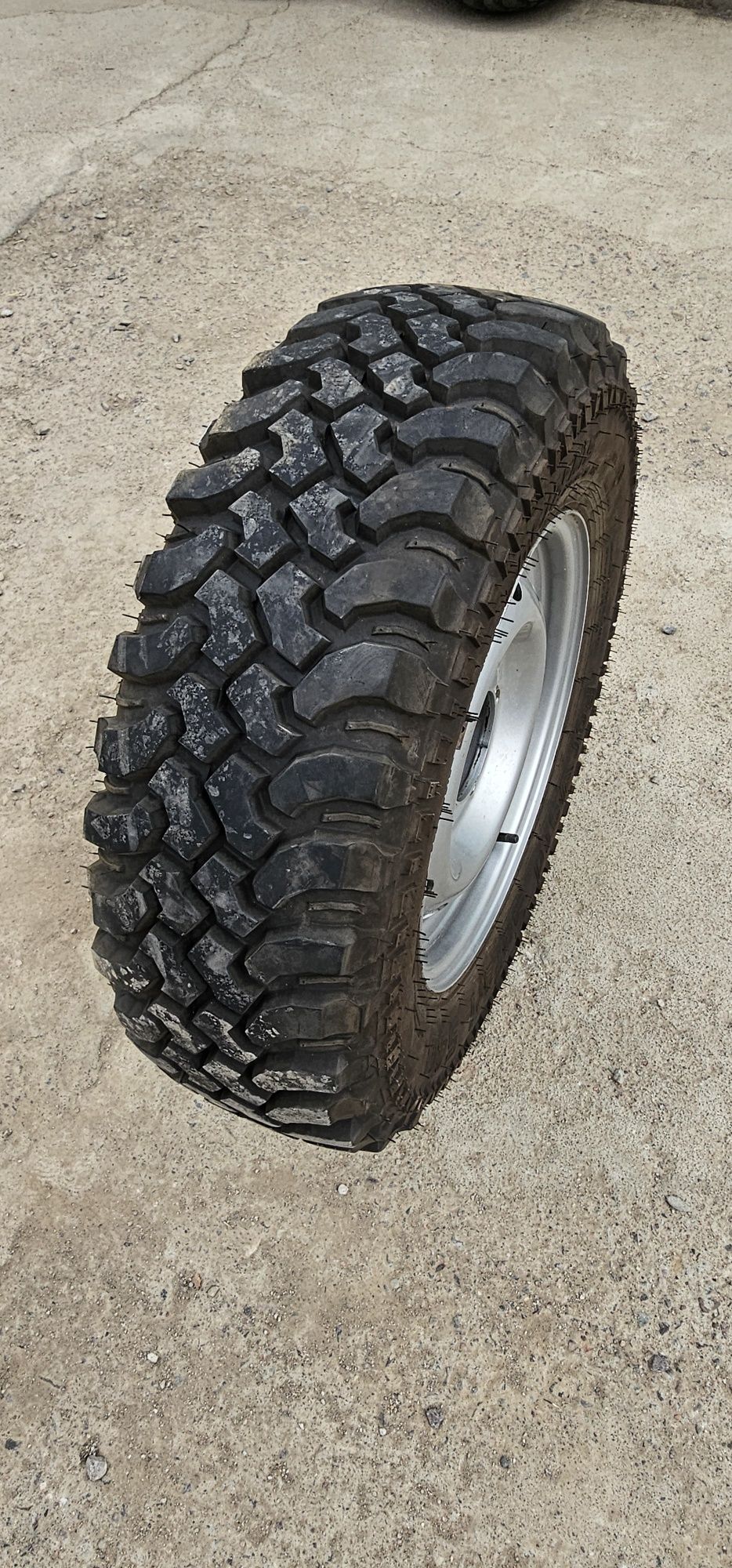 Диски с резиной 205х75х15