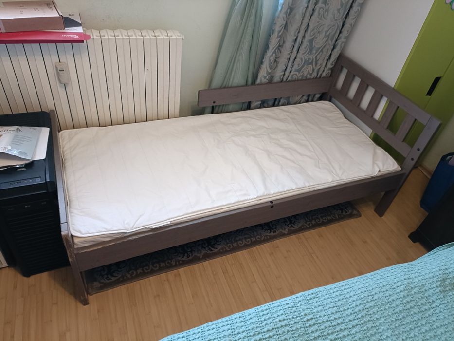 Patut copil IKEA complet (include saltea si protectie saltea)