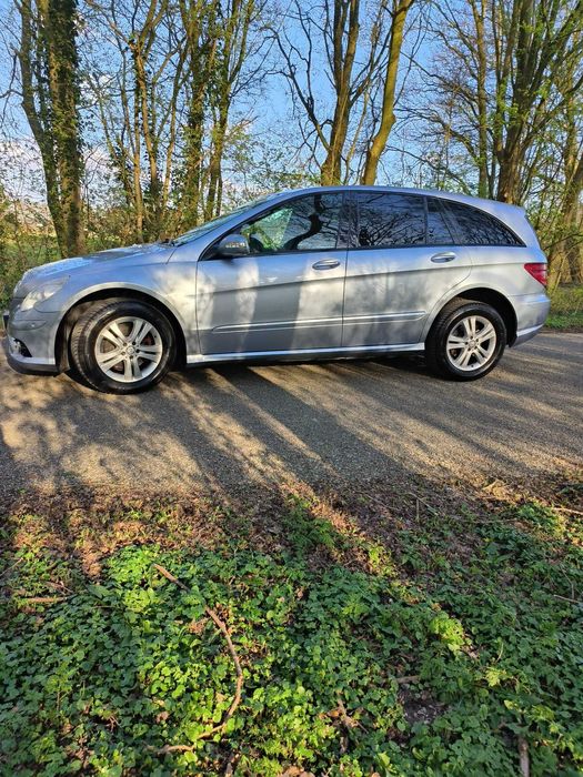 Vînd Mercedes R class 280