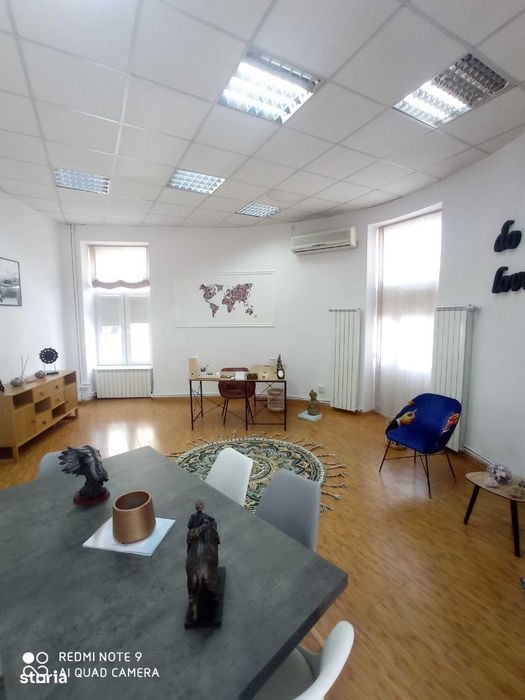 Apartament 6 camere, Piata Kogalniceanu. Bucuresti, sect 5