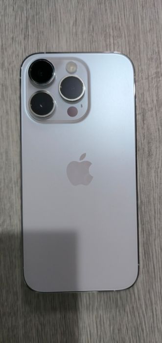 Vând/Schimb iPhone 14 pro stare excelentă