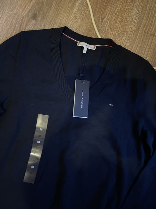 Pulovere tommy Hilfiger dama