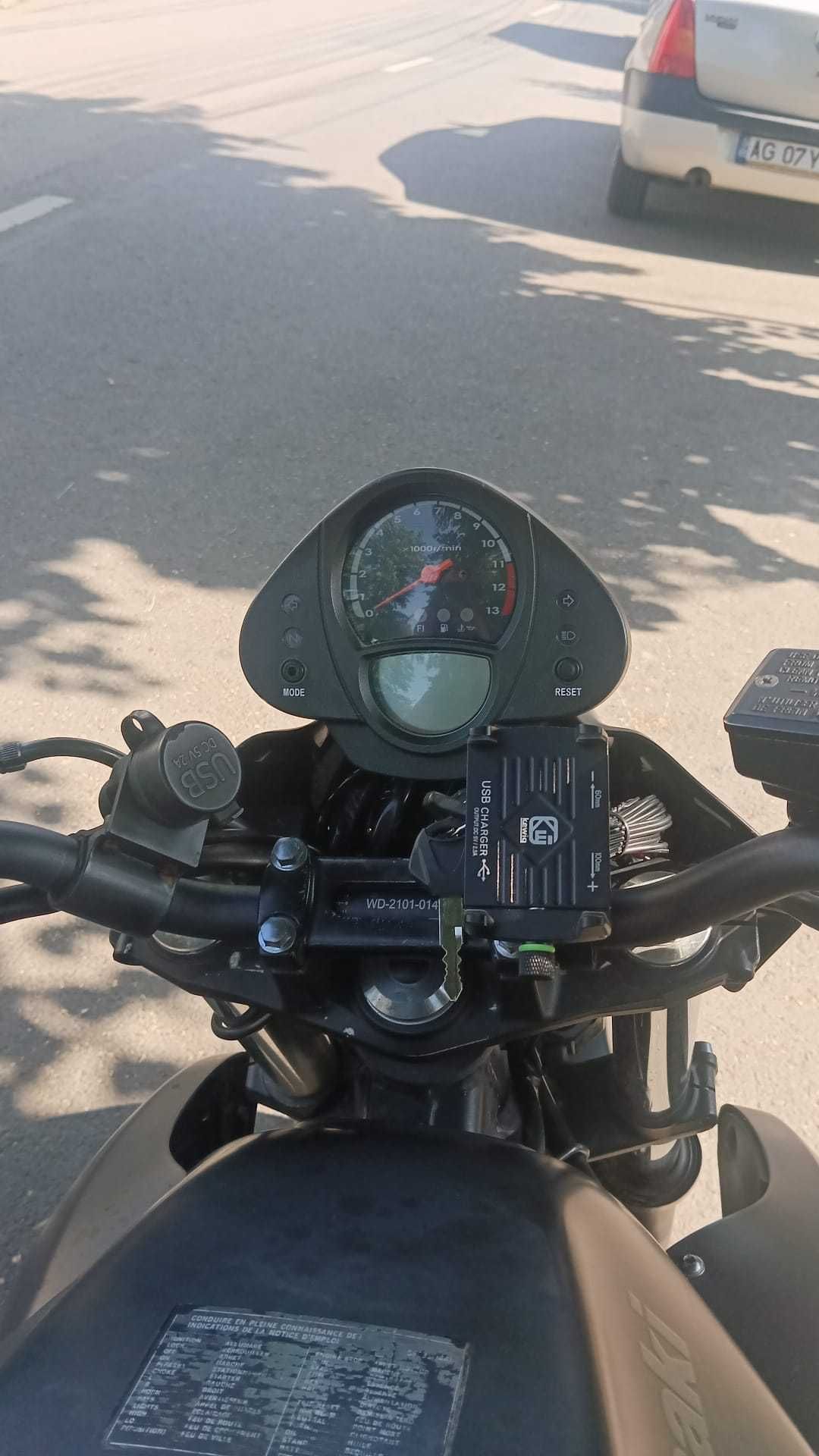 Kawasaki ER6n-2008