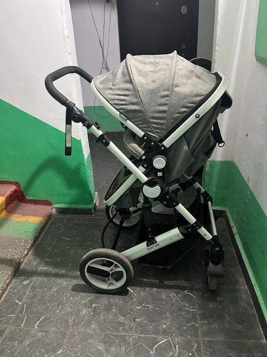 Продам детскую коляску