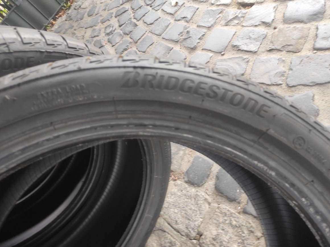 225/40/18 Bridgestone