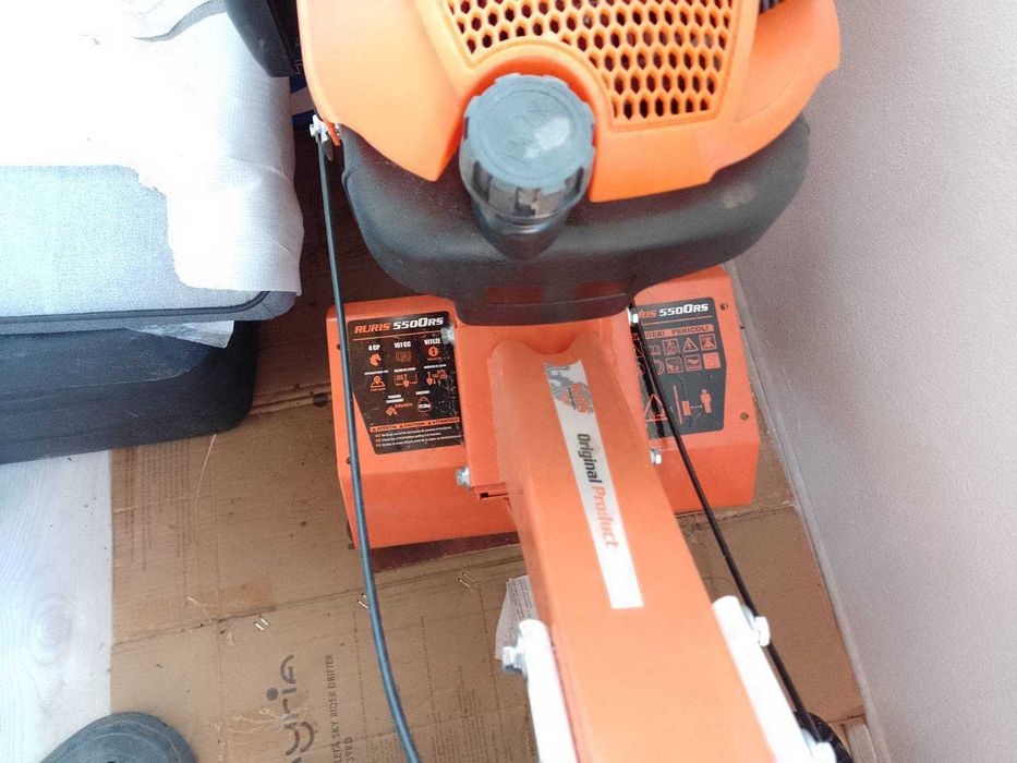 Motosapa Ruris 5500RS, motor benizna 4 timpi 4CP