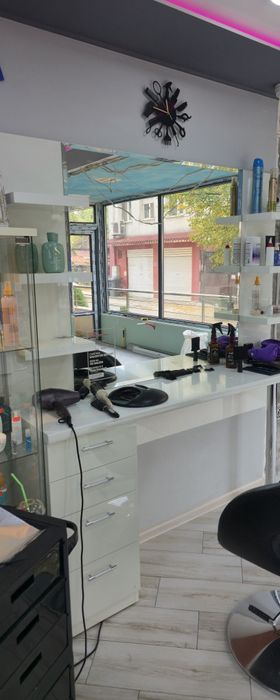 Фризьорско работно място