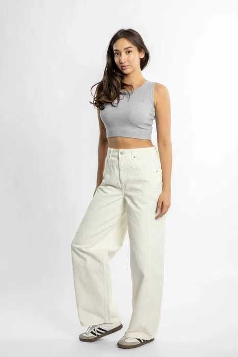 Белые хлопковые джинсы B Jeans
Белые хлопковые джинсы (новые) B Jeans