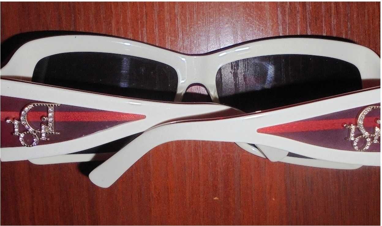 Солнцезащитные стильные очки Диор, новые -25,000 тенге