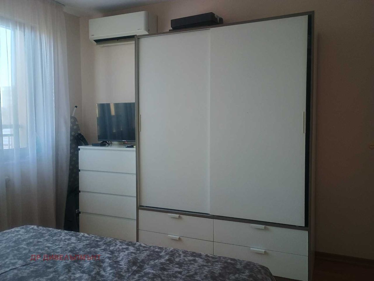 Дава се под наем Двустаен апартамент в София, Гео Милев - 65 кв.м за 509.49 € - Снимка #1